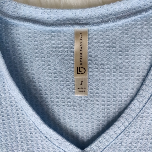 Live Love Dream dip dye waffle shirt - Picture 3 of 4